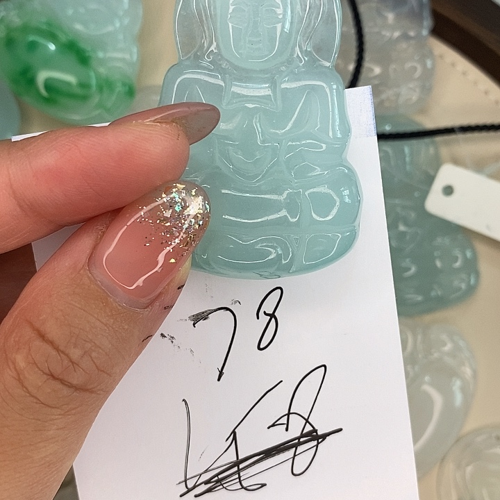 无非金属益**仔时尚首饰吊坠直播间拍一发一