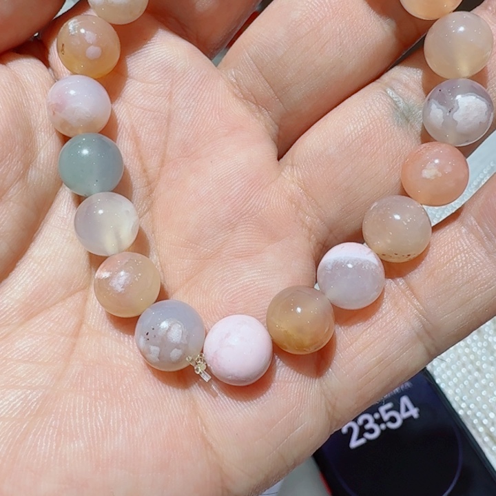 谁***谁手链未镶嵌透闪石质玉