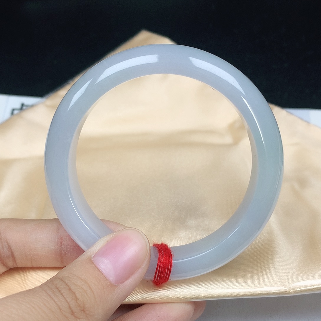 翡翠手镯未镶嵌7907正