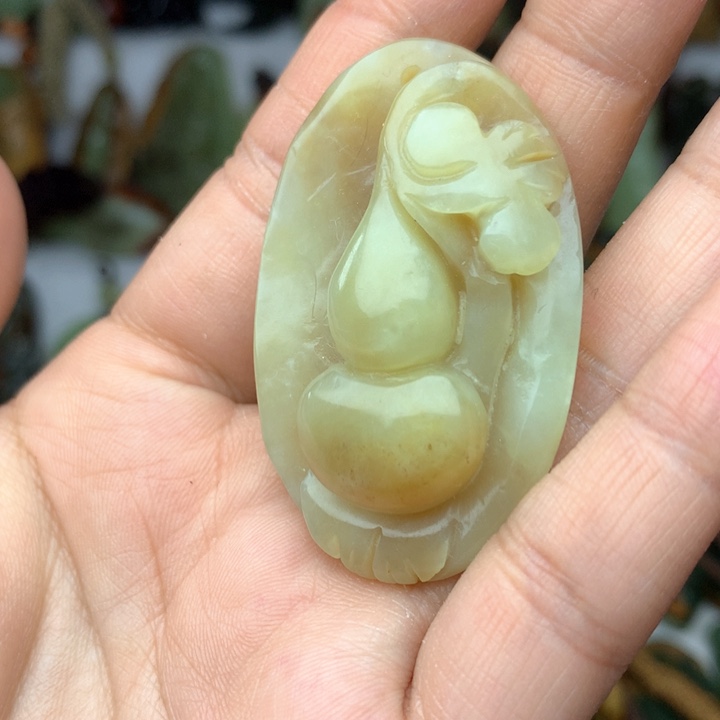 岫岩老玉（透闪石质玉）挂件未镶嵌