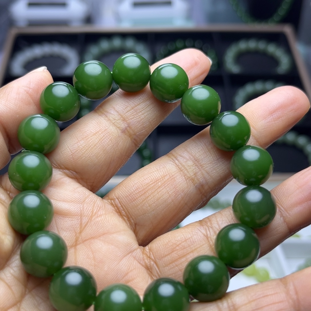 南***哥和田玉（碧玉）未镶嵌手串