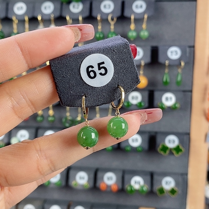 和田玉耳饰18K金镶嵌