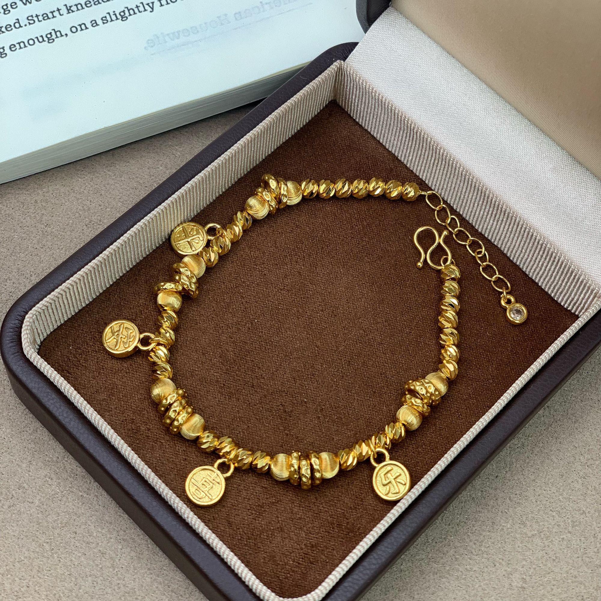 铜合金手链 燃力金太阳专属【SL004】】平安喜乐刻面锤纹盘缠珠手链