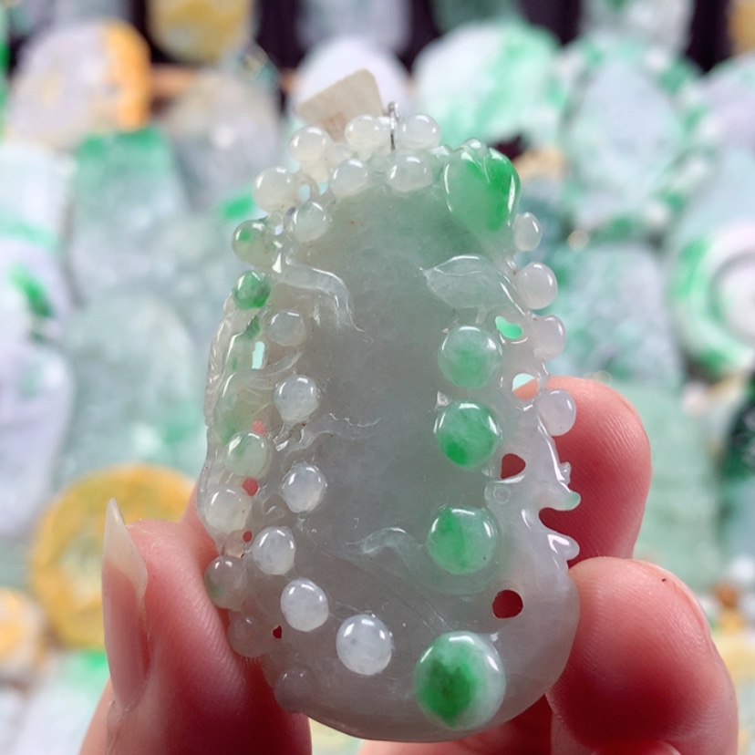 【闪购商品】翡翠吊坠(不含链)未镶嵌