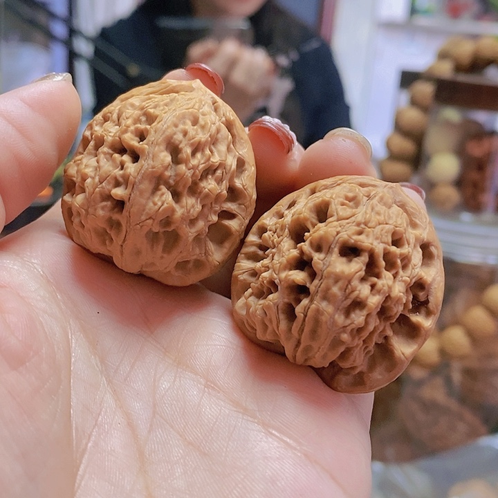 【闪购商品】文玩核桃把件35水龙纹