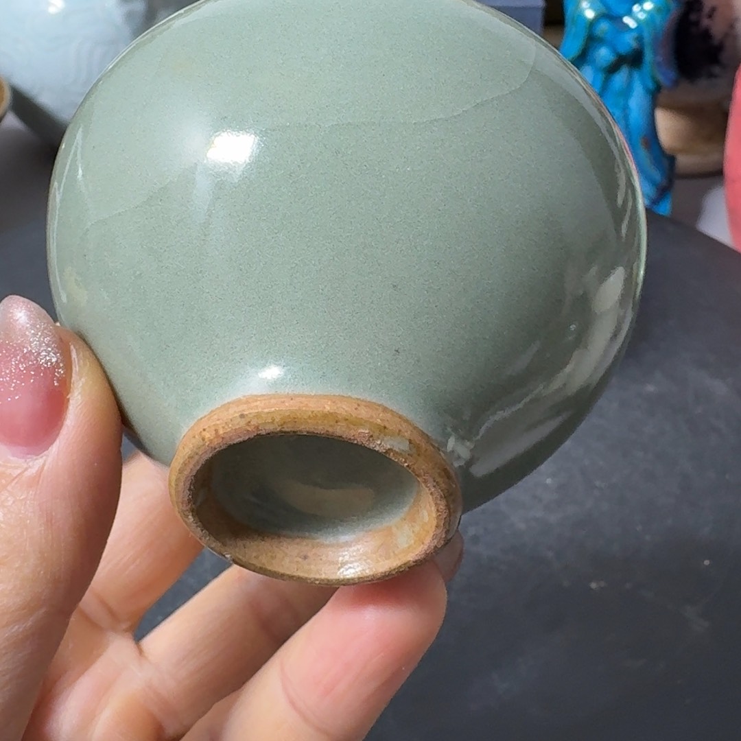 瓷片器形美观大方典雅