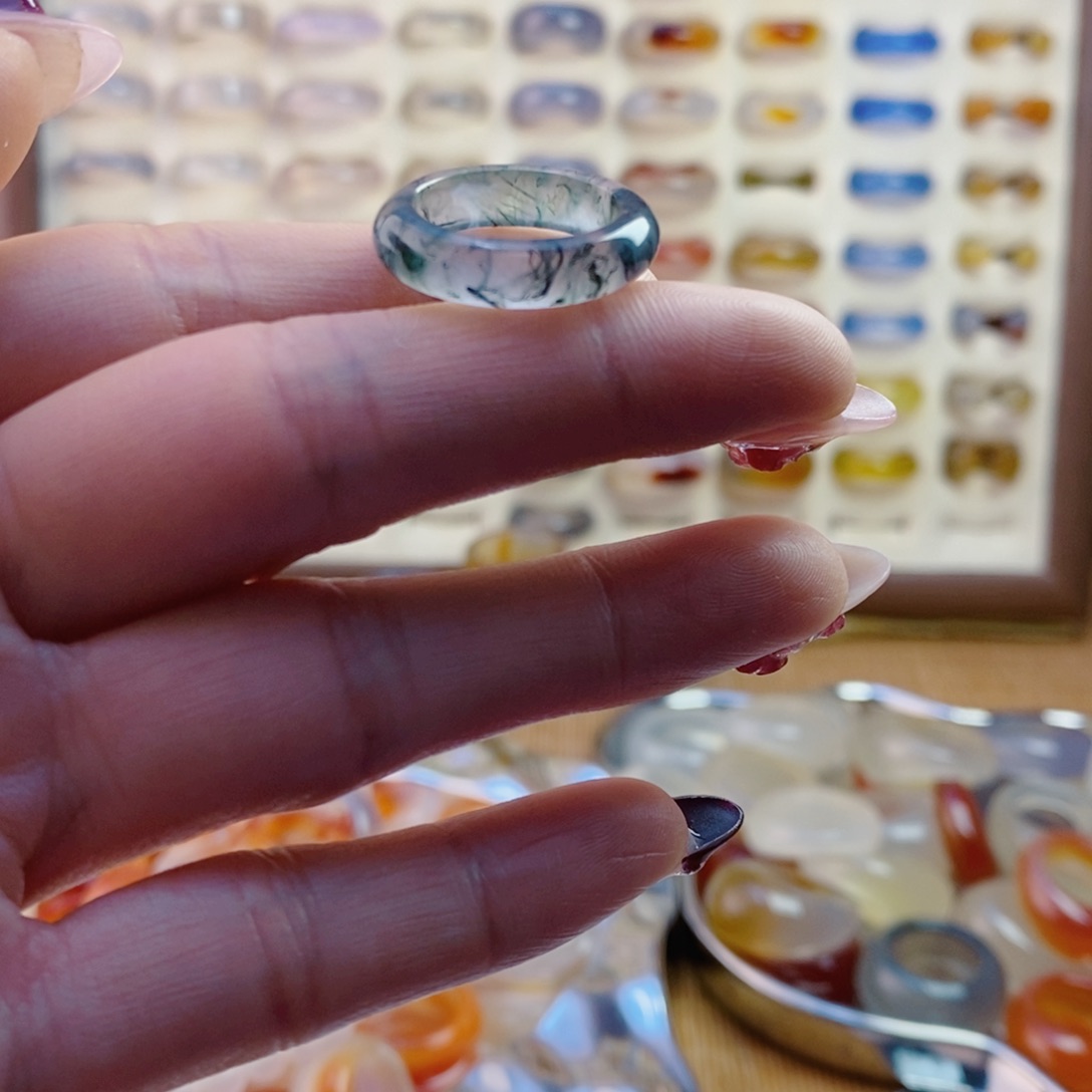 玛瑙/玉髓戒指未镶嵌?***?