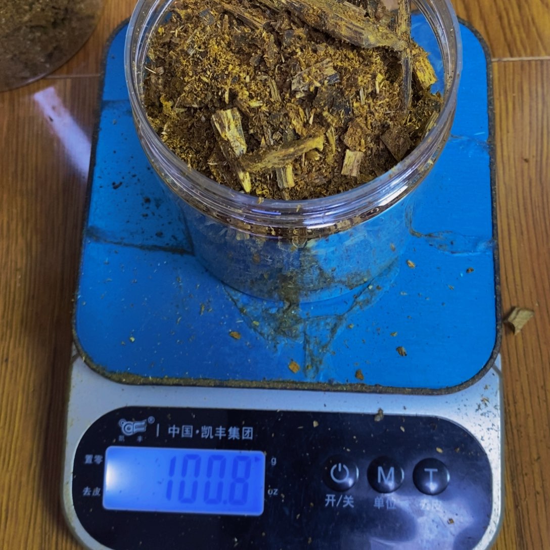 珑***谕沉香碎屑沉香海南白棋老料100克