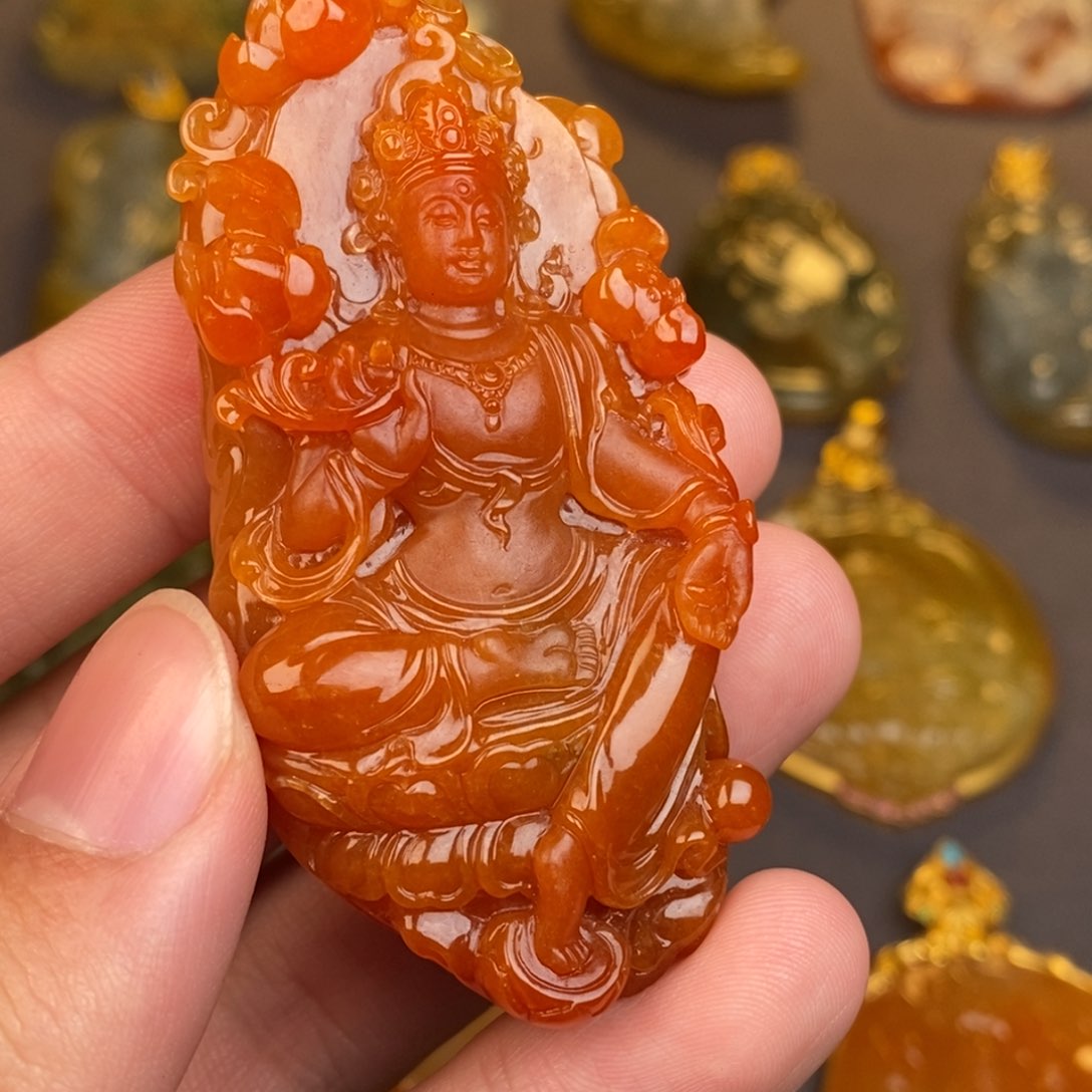 翡翠颈饰未镶嵌哈**亚成品