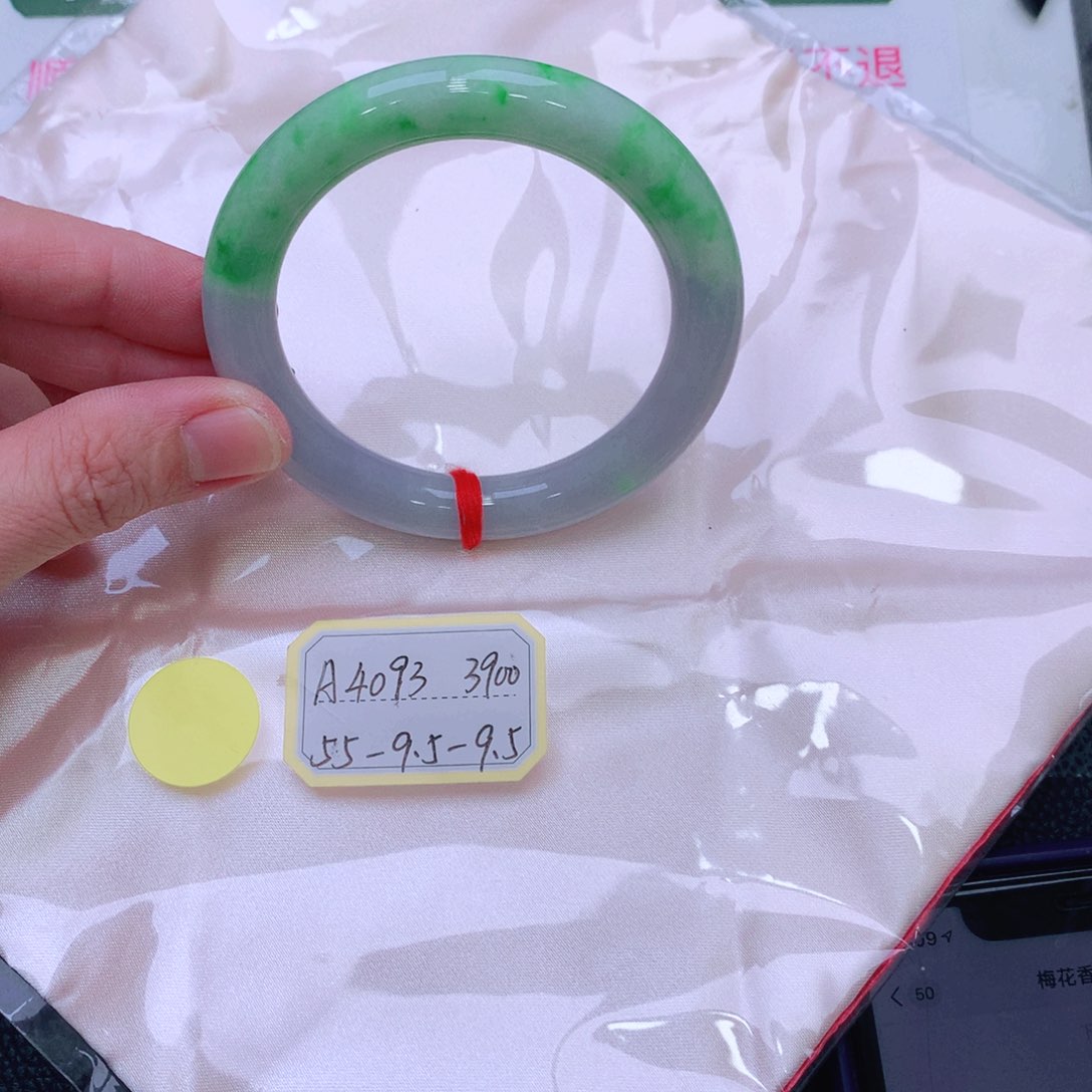 未镶嵌手镯翡翠缅甸翡翠手镯