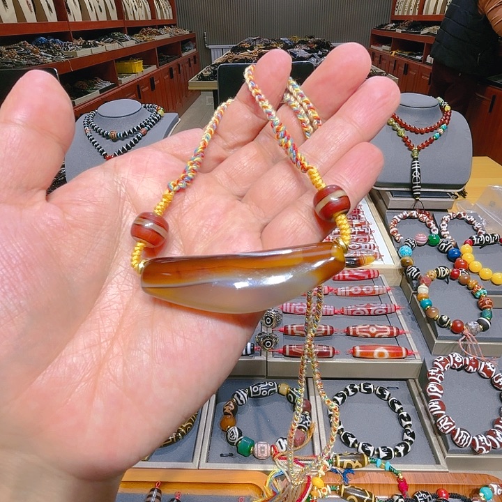 未镶嵌玛瑙/玉髓珠宝奇石