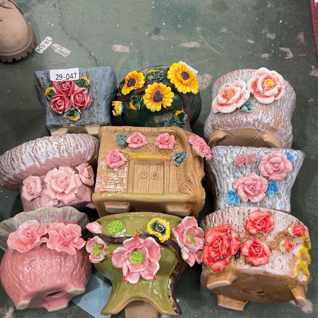 2947 花盆拍满20元发货，退款拉黑