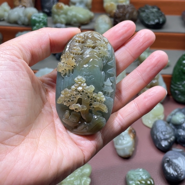 和田玉未镶嵌颈饰