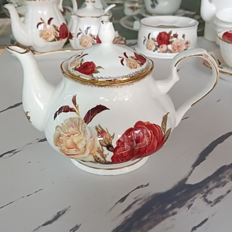 金秋玫瑰手工拍金800毫升茶壶