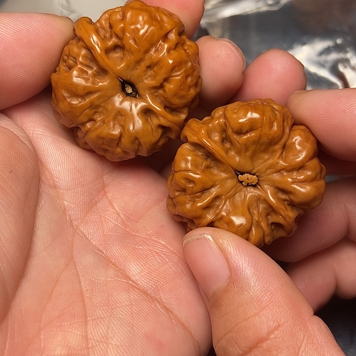 吊坠文玩核桃哇哇