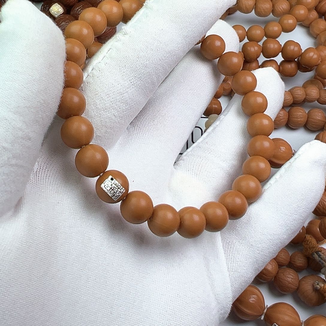 手串猴头核桃9.3全品银条标小圆珠