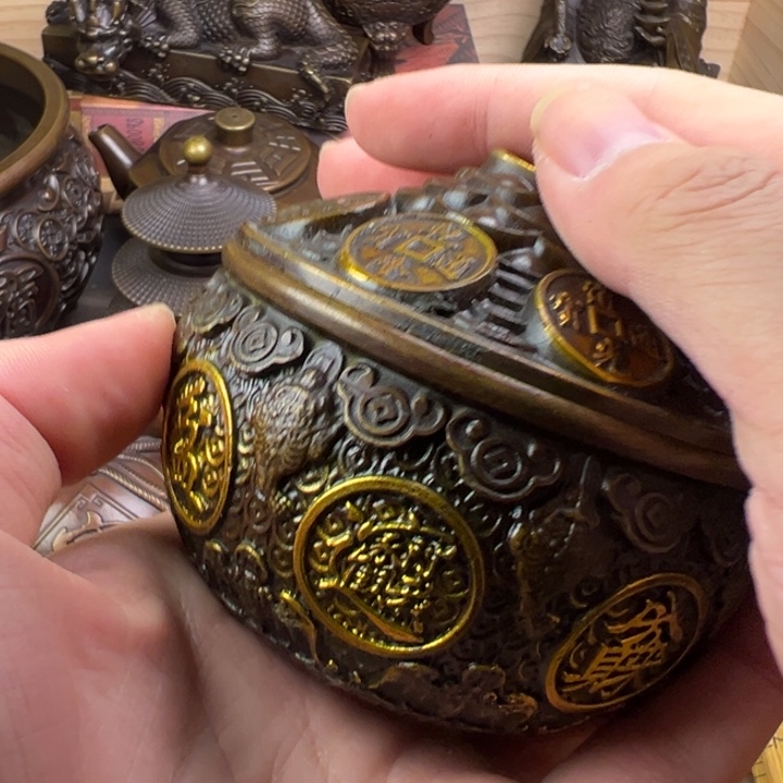 精美铜器，点击下单