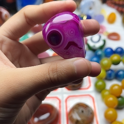 玛瑙/玉髓颈饰未镶嵌