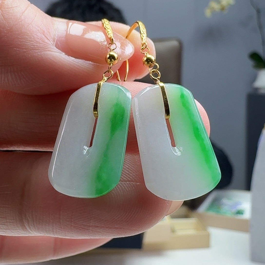 翡翠耳饰18K金镶嵌天然