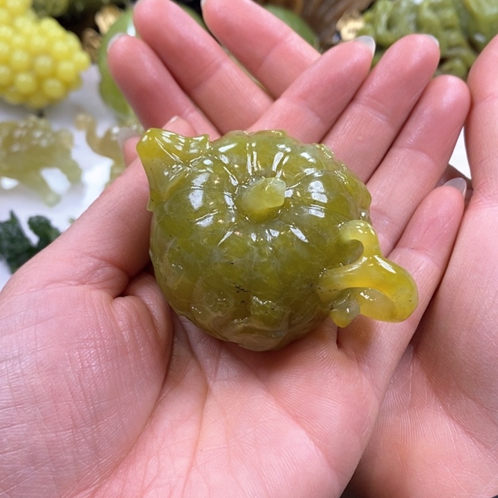 蛇纹石玉手把未镶嵌天*