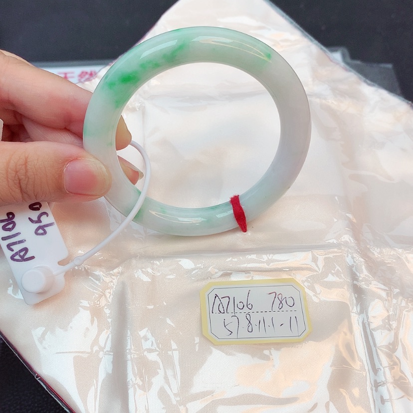 【闪购商品】翡翠手镯未镶嵌天然缅甸翡翠A货