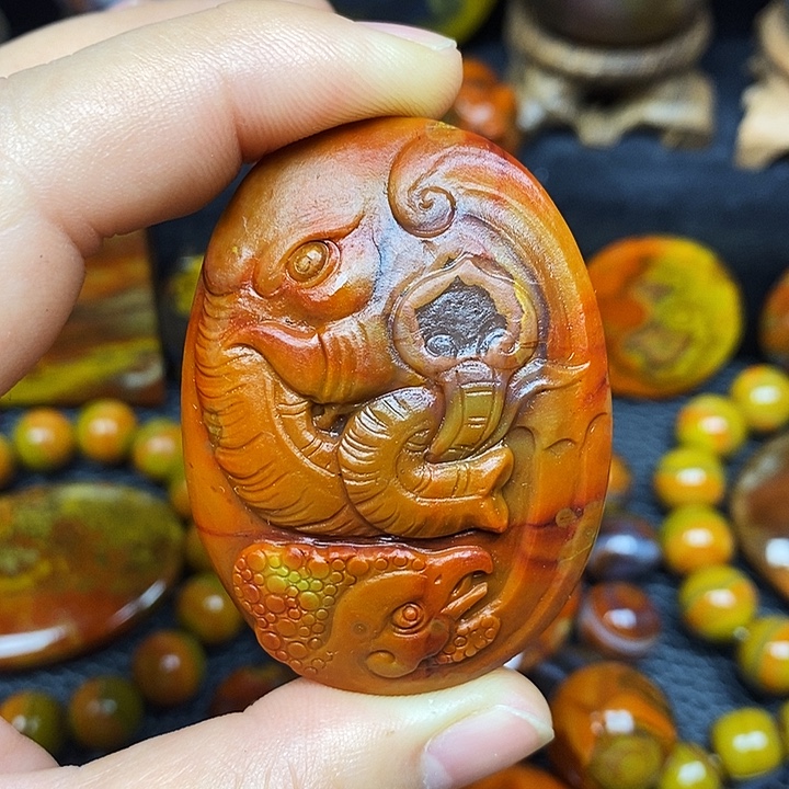 玛瑙/玉髓未镶嵌颈饰