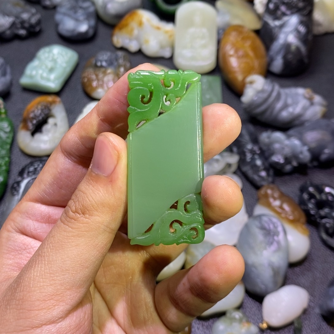 未镶嵌和田玉挂件傲****闲