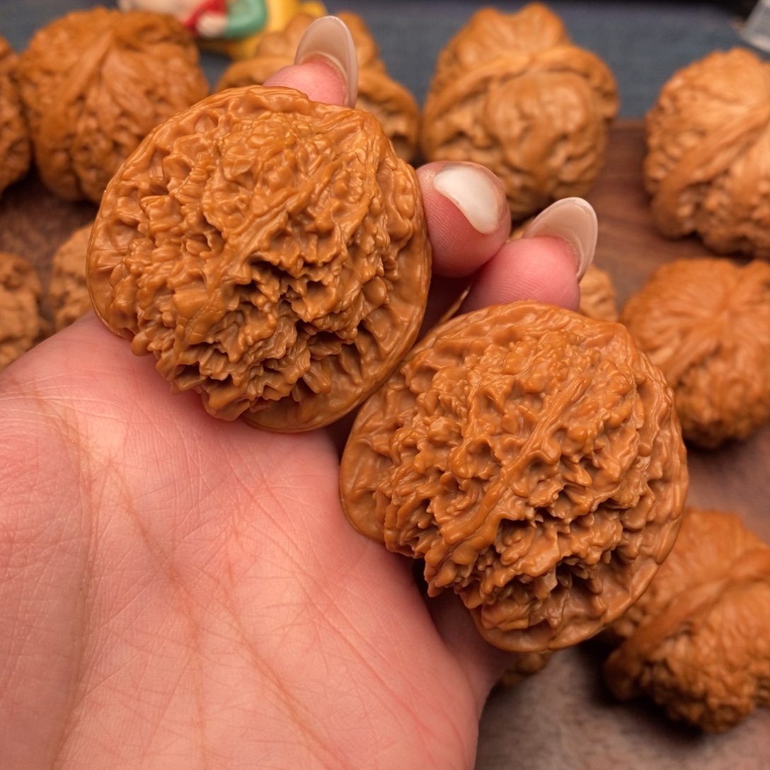 文玩核桃把件全品满天星41.5