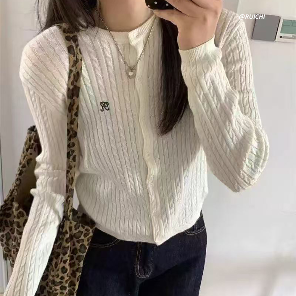 2025秋季新款圆领麻花R字母刺绣高级感显瘦轻薄针织开衫上衣女