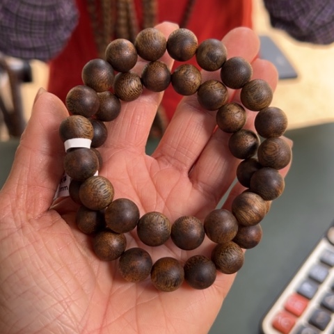 沉香手串乌身红土沉水浮11克卡1.1多样性发1条