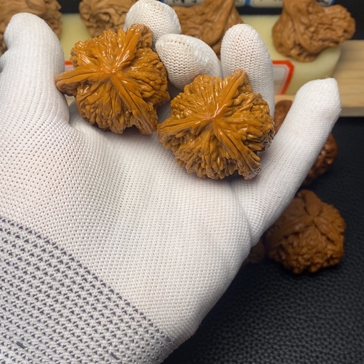 文玩核桃吊坠工艺三棱