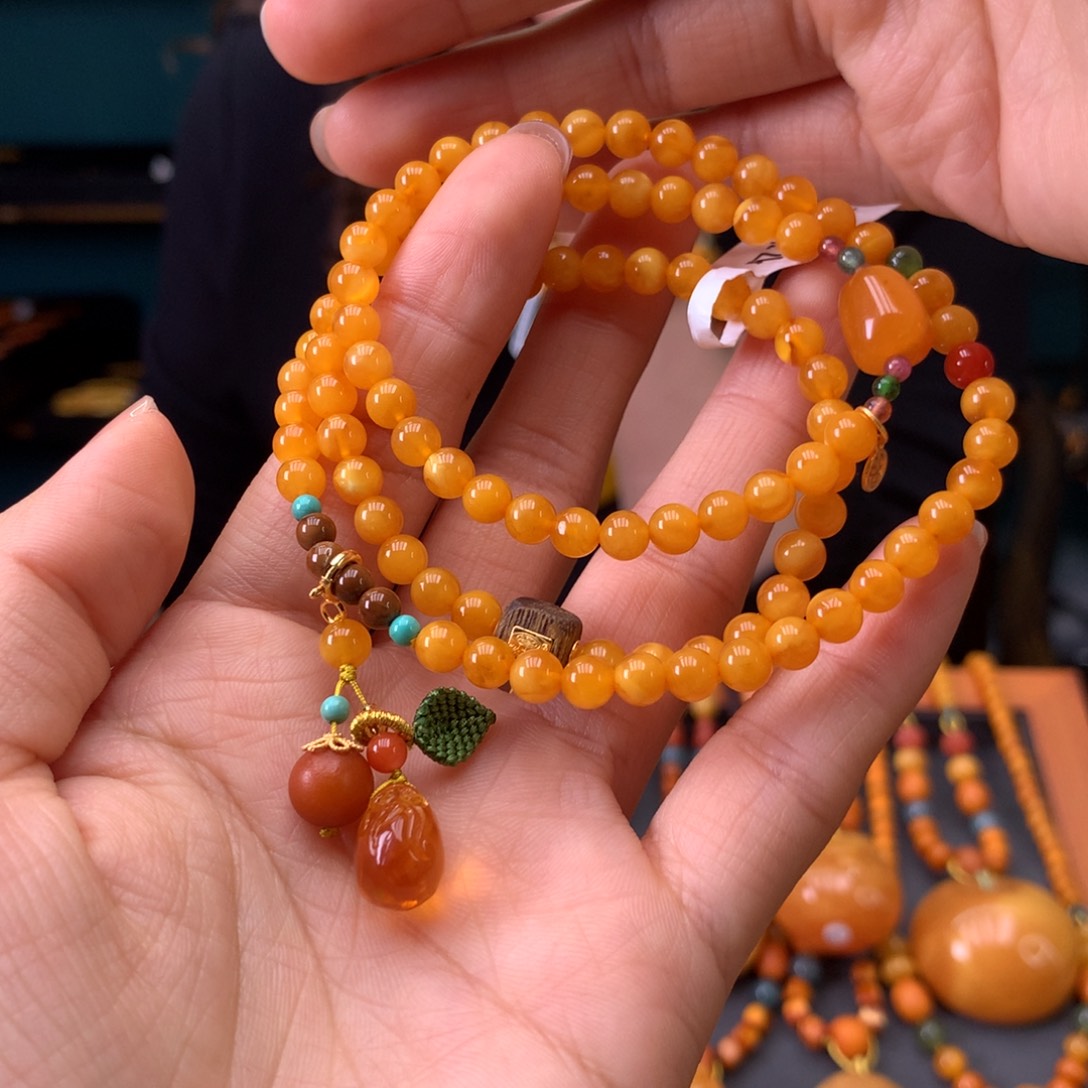 蜜蜡未镶嵌手串多样性发