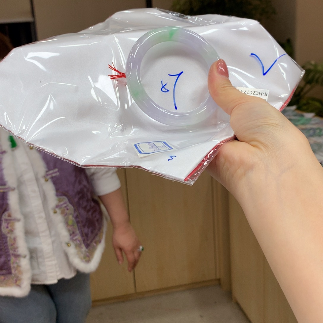 翡翠手镯未镶嵌桑*不退不换