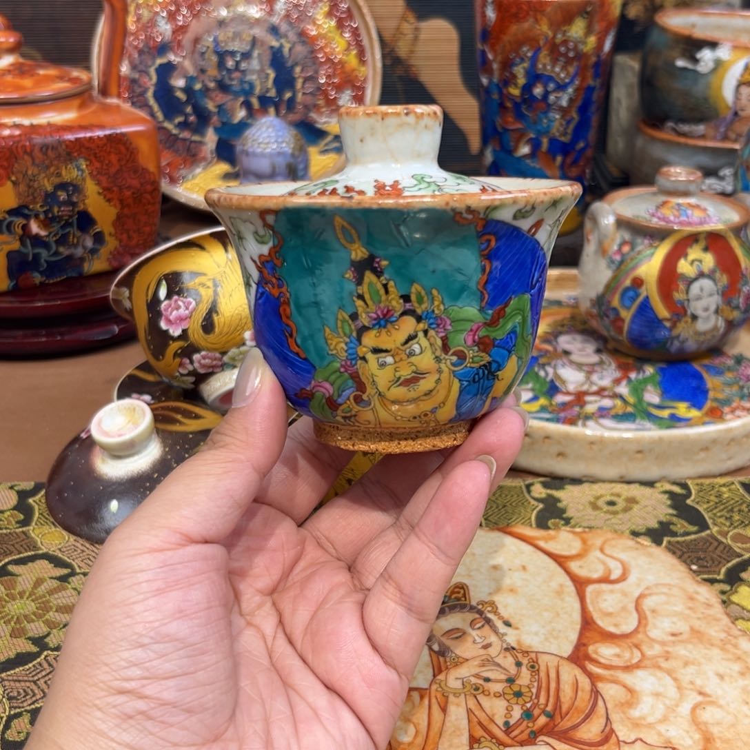 手工手绘黄财神盖碗