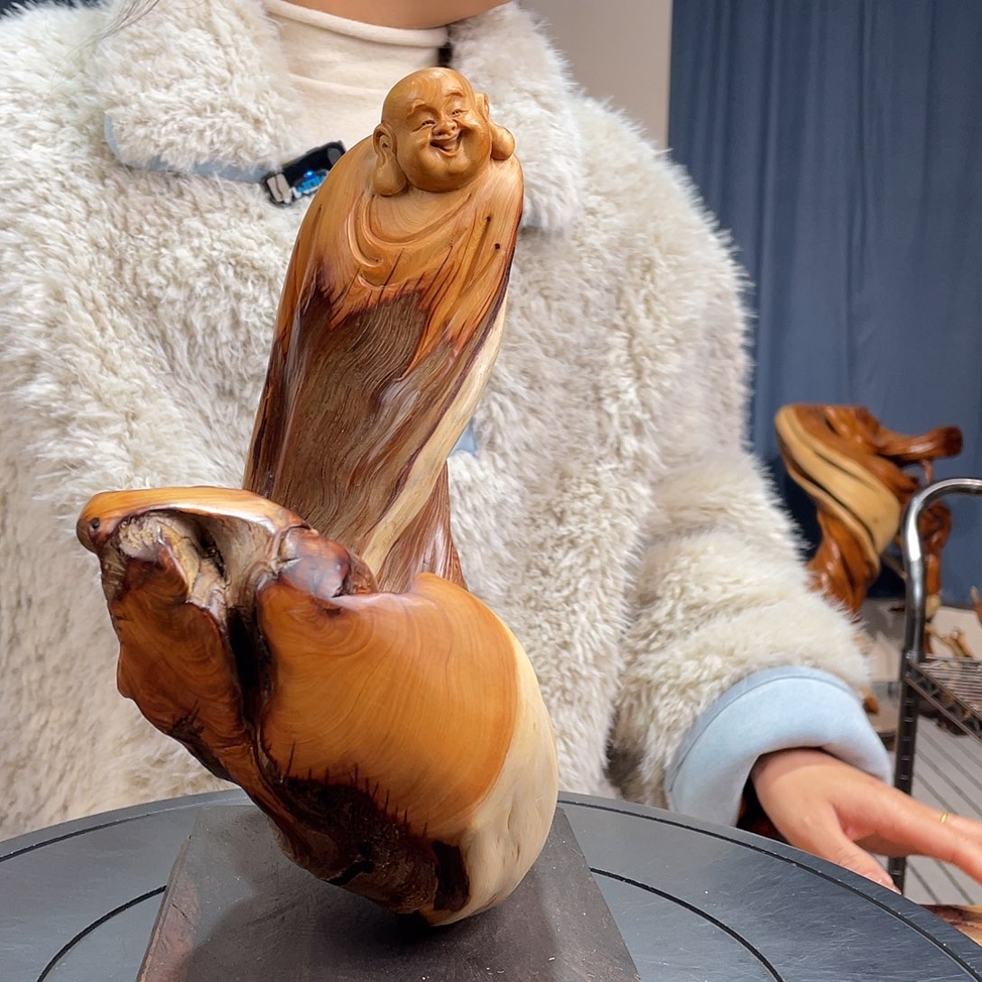 柏木（崖柏）随型艺术根雕