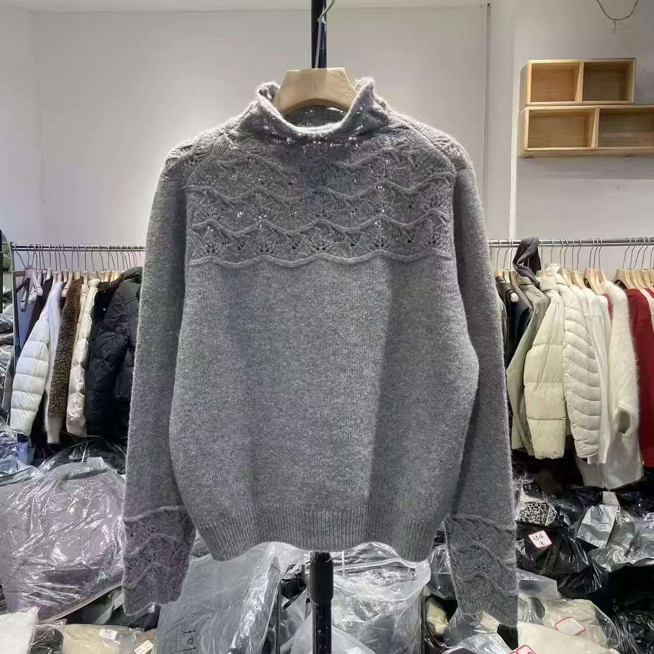 半高领蕾丝拼接针织衫女2025冬季新款宽松镂空百搭打底衫上衣DD