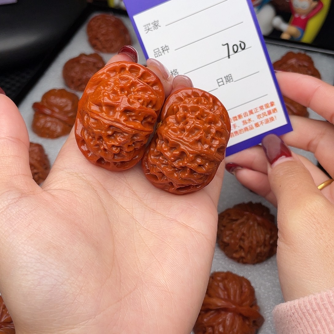 桃核吊坠42宫灯700