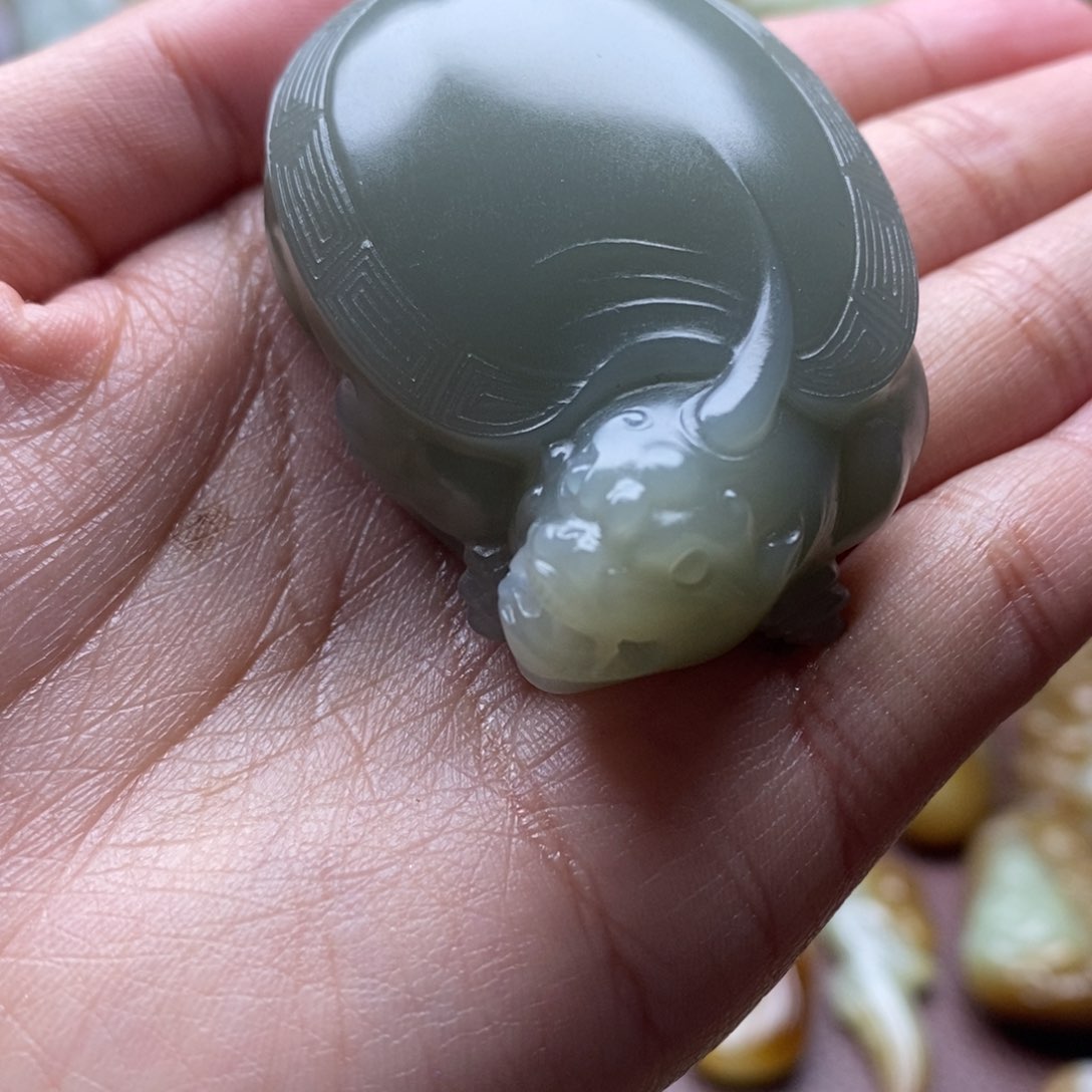 吊坠(不含链)未镶嵌和田玉（糖玉）