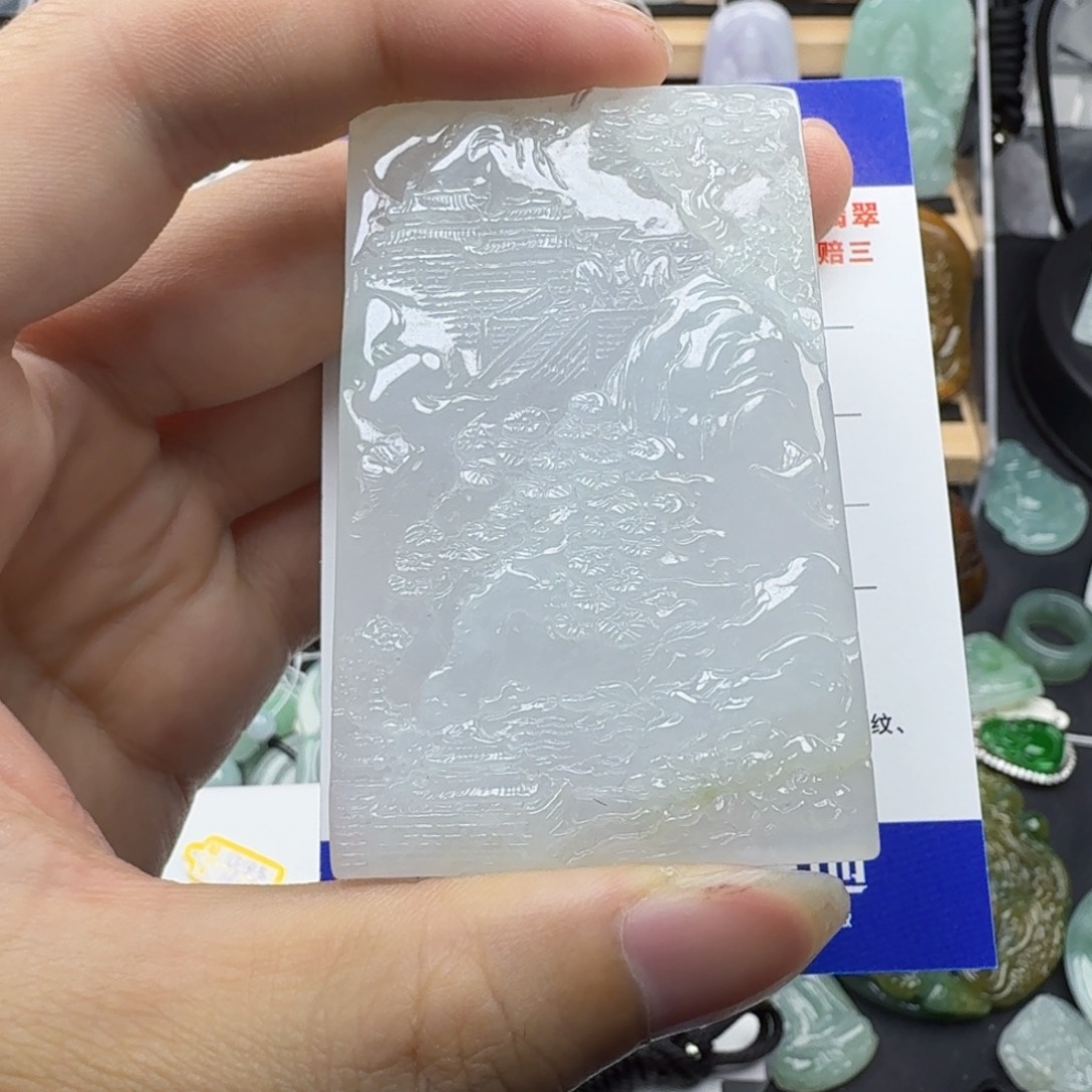 翡翠颈饰未镶嵌缅甸翡翠，山水