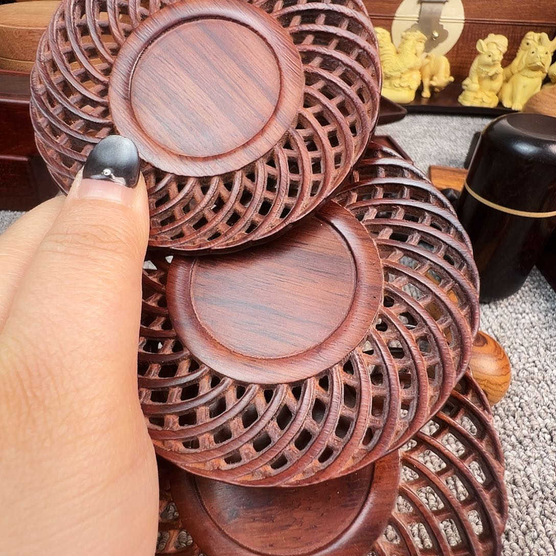 交趾黄檀（大红酸枝）茶杯垫