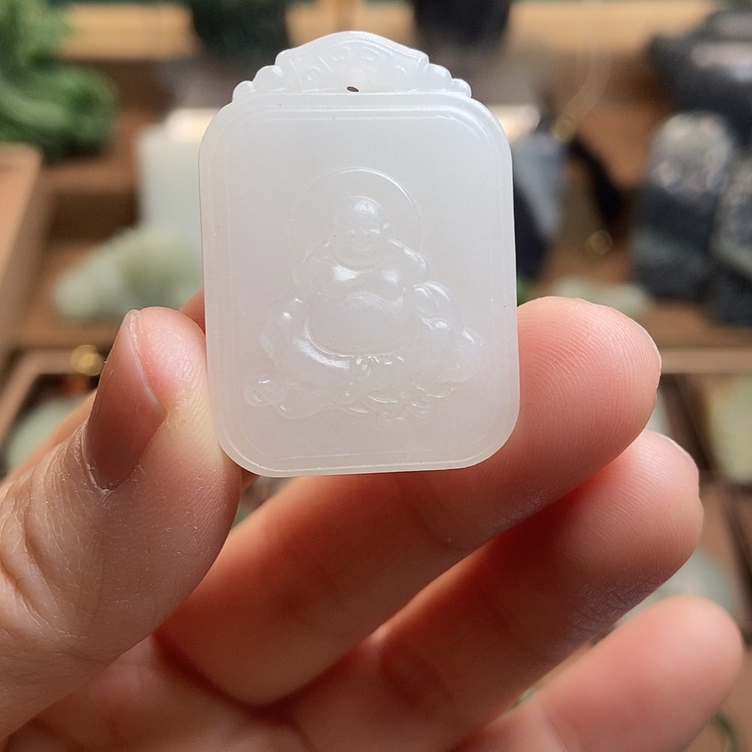 和田玉（糖玉）颈饰未镶嵌