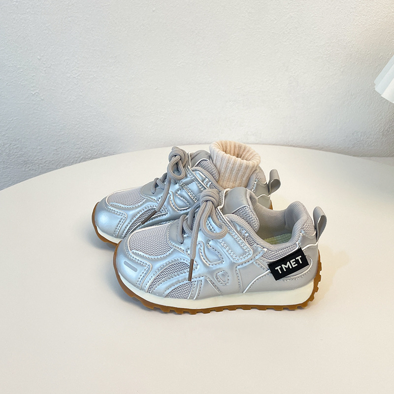 女童运动鞋网面透气系带休闲鞋中大童时尚2025春秋新款百搭潮防滑