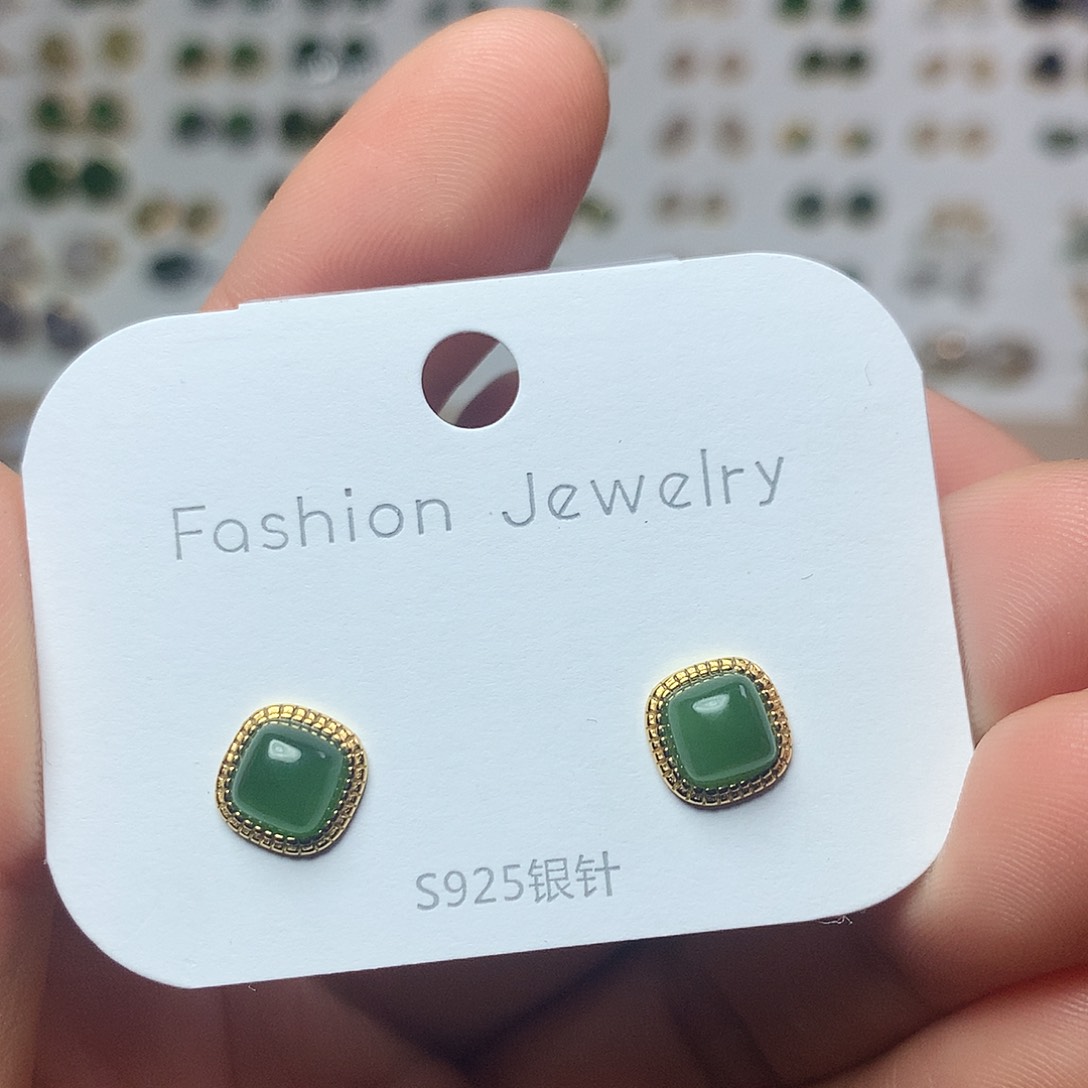 银S925镀金镶嵌和田玉（碧玉）耳饰