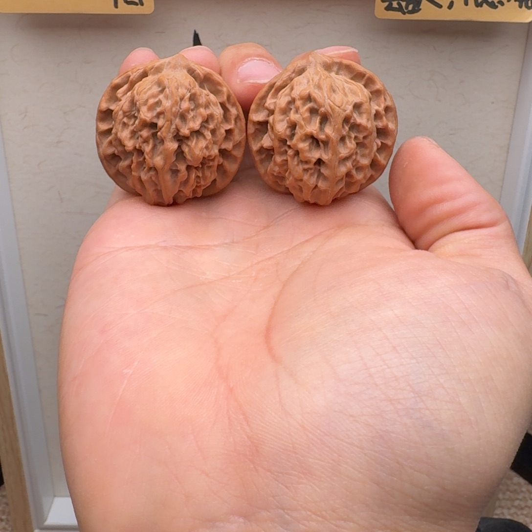 文玩核桃把件3607野生