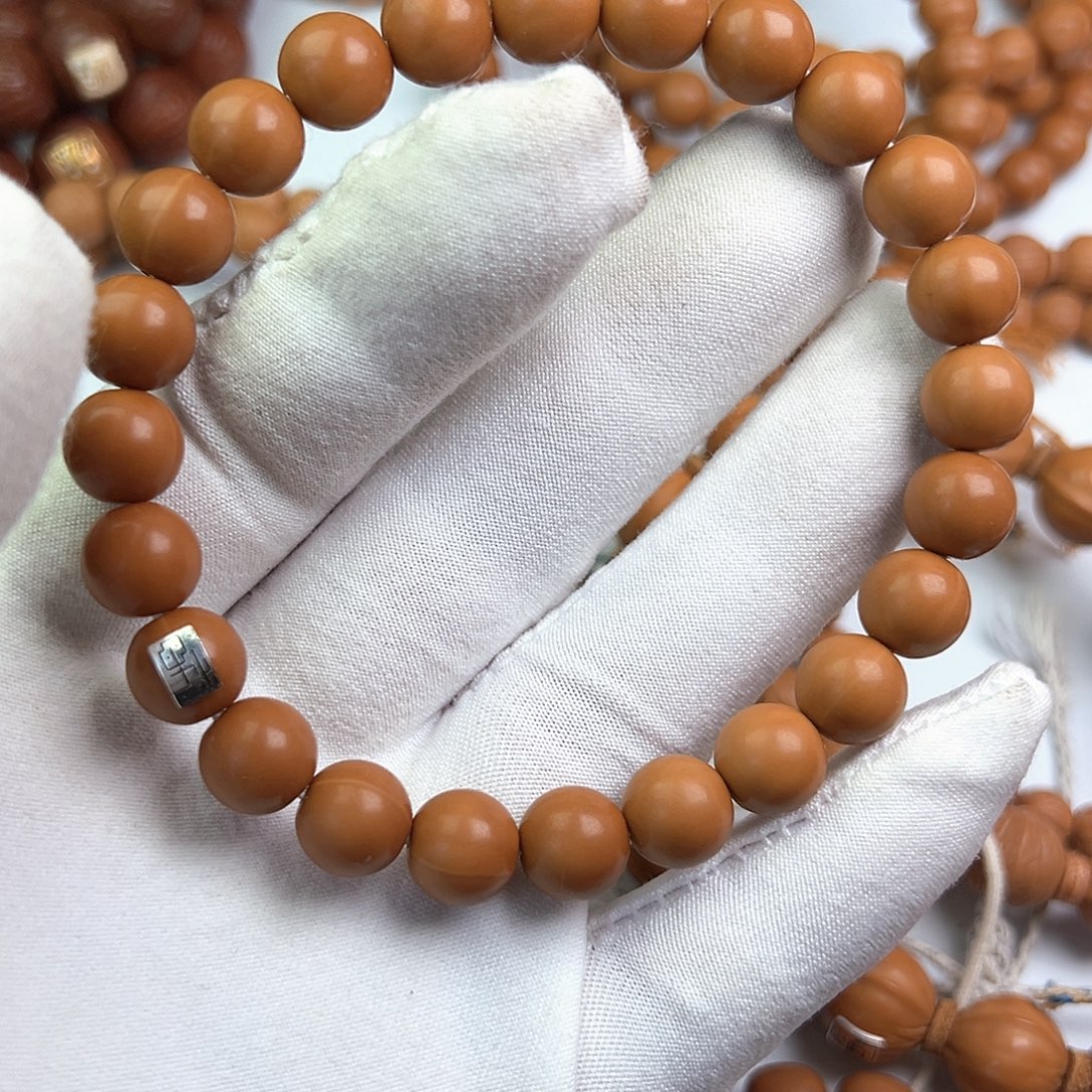 手串猴头核桃10.1全品银条标小圆珠