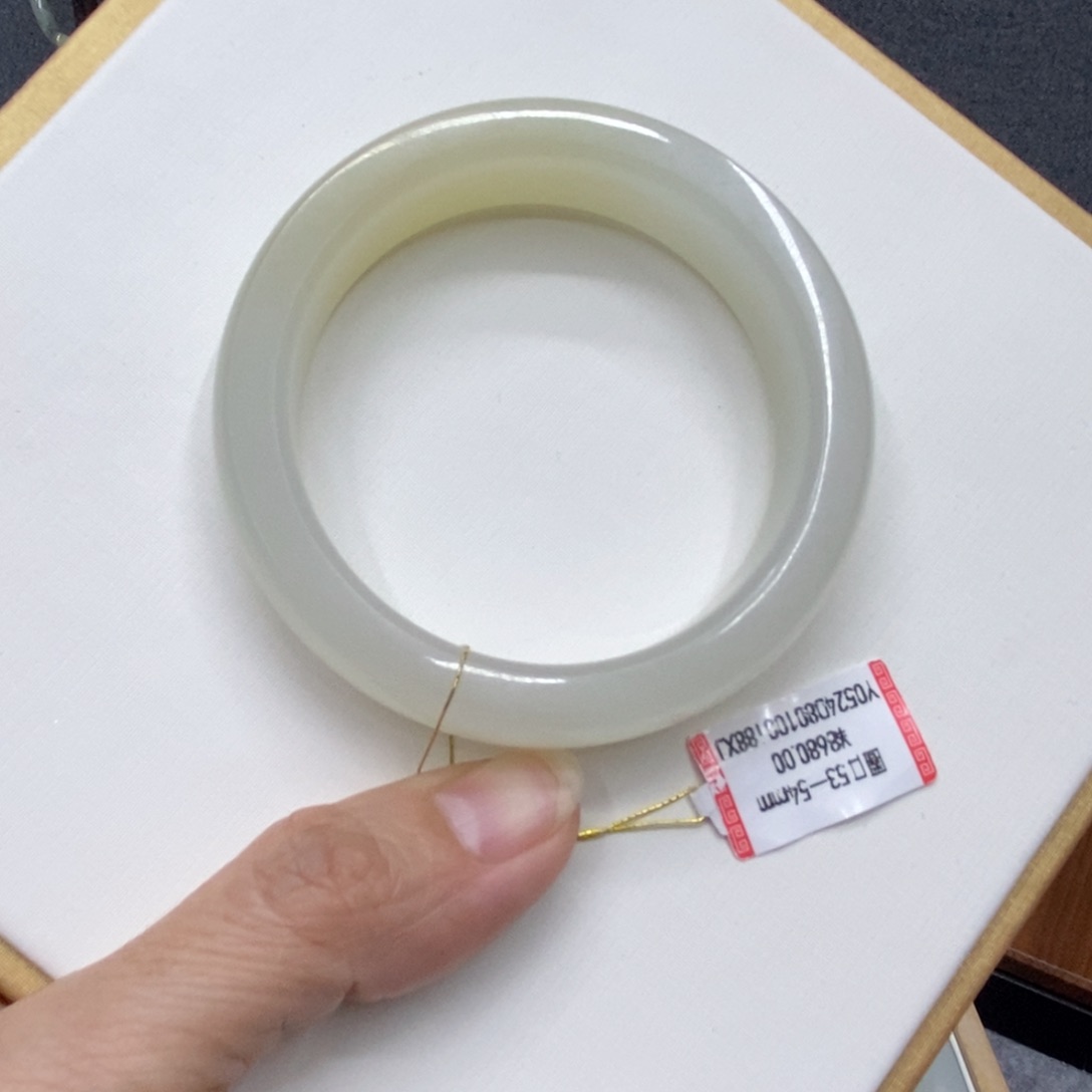 和田玉手镯未镶嵌央*