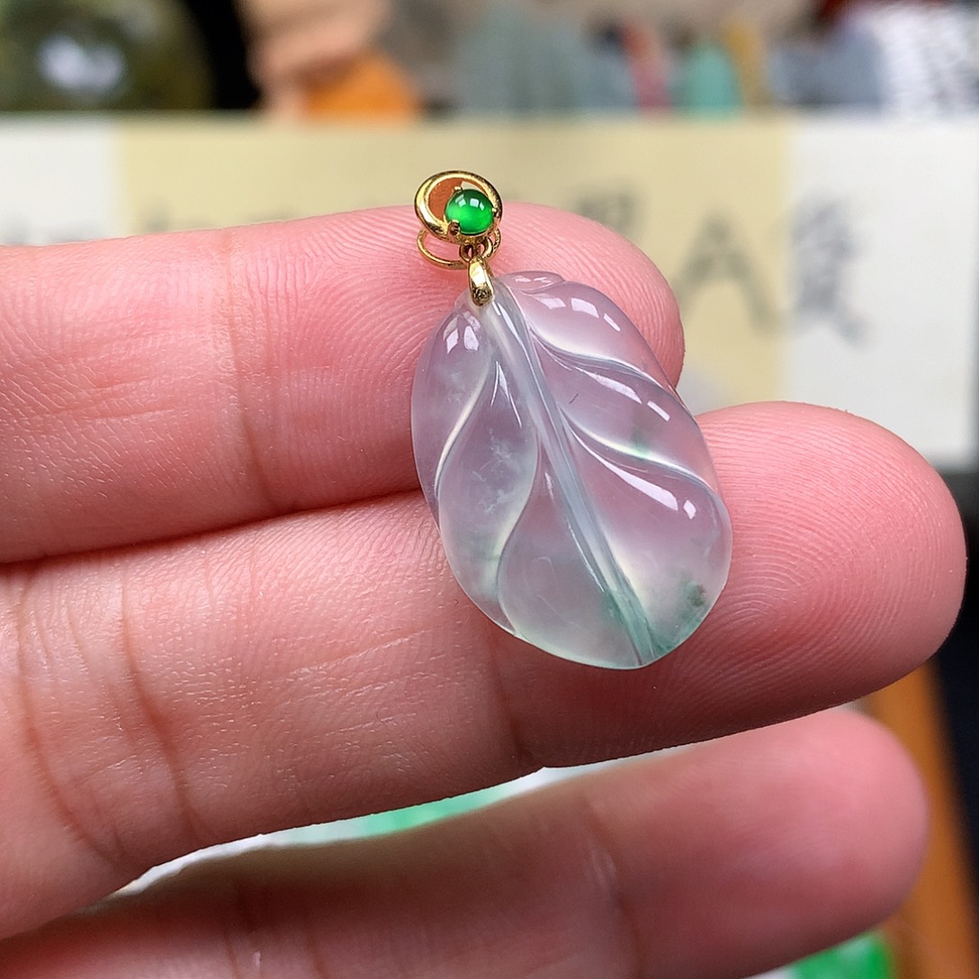 翡翠裸石18K金镶嵌缅甸天然A货翡翠冰种叶子