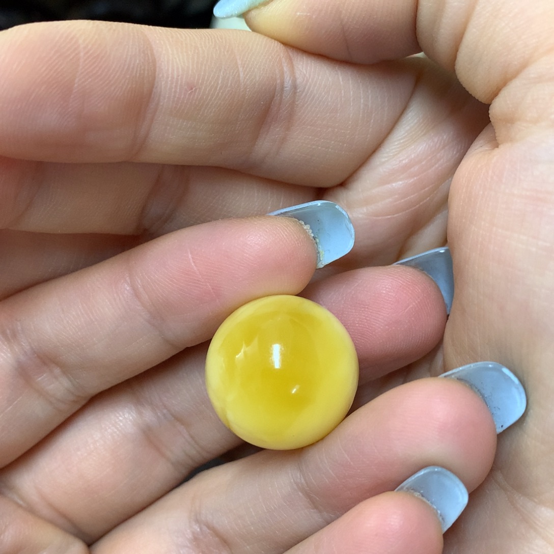 琥珀未镶嵌裸石蜜蜡19.7