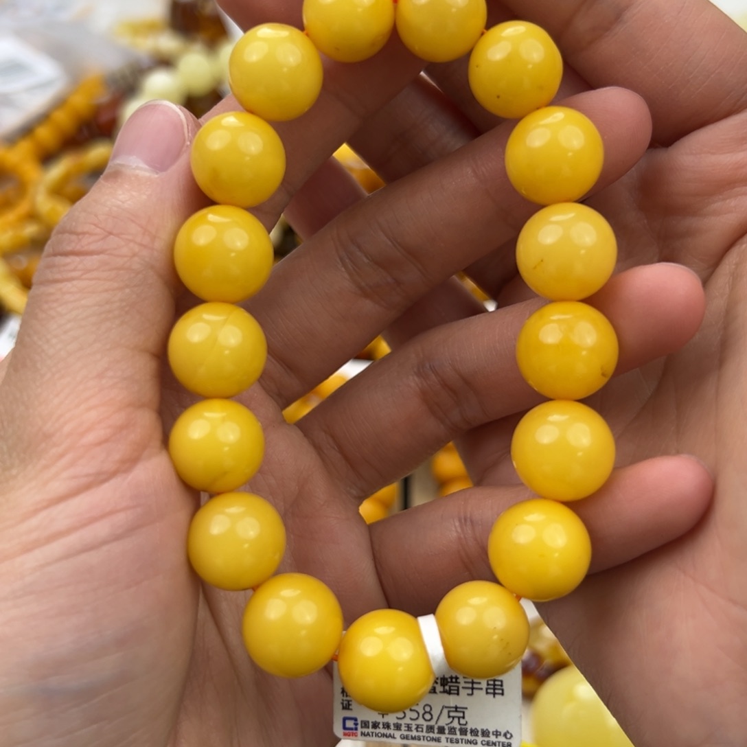 琥珀珠宝奇石未镶嵌