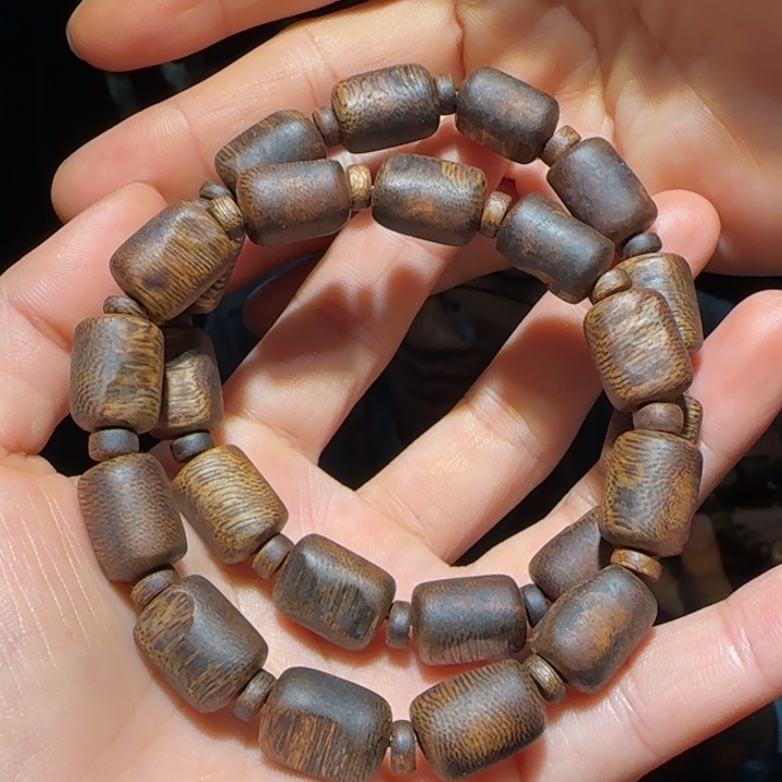 沉香手串蓝香手串11克+多样性发其一